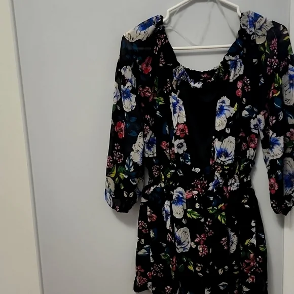 Romper - Picture 1 of 2